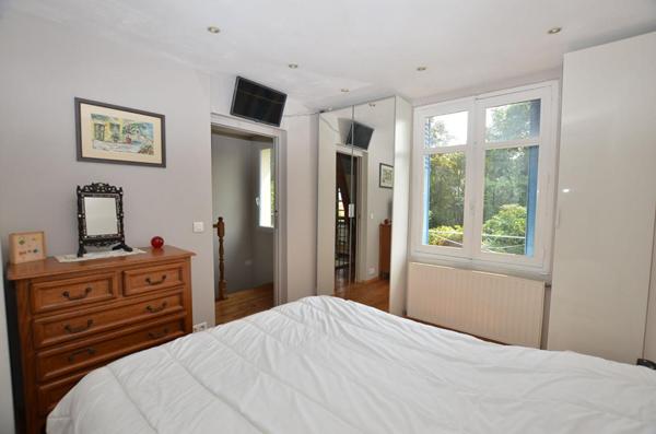 Maison Sainte Genevieve Des Bois 5 pièces 90 m²