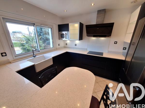 Maison à vendre 6 pièces 160 m² Sainte-Geneviève-des-Bois