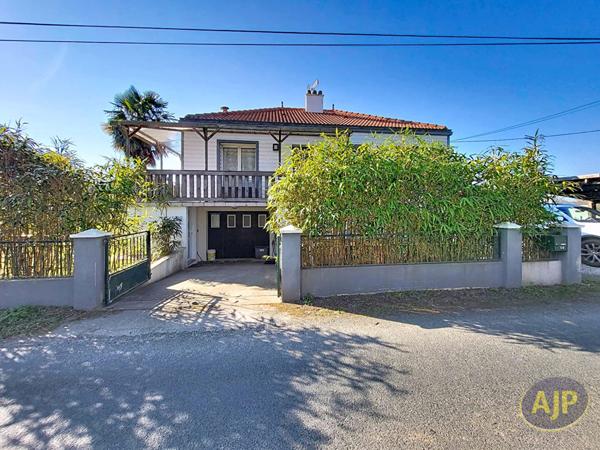 Vente maison La Roche Sur Yon : 249 900 € - AJP Immobilier La Roche-sur-Yon