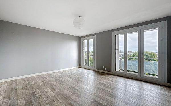 Appartement à vendre    3 pièces • 76,29 m2 Brest