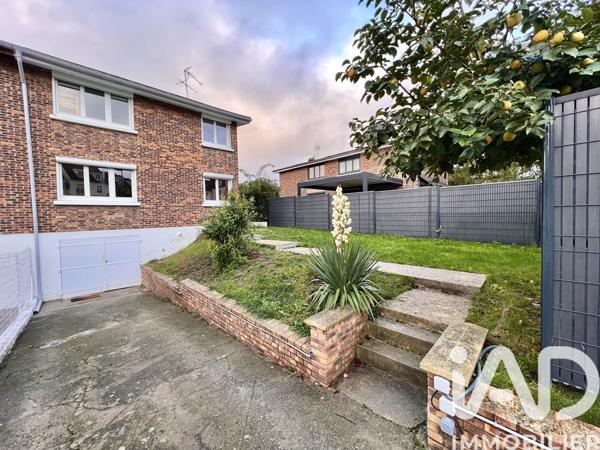 Location maison 5 pièces 89 m² Montigny-le-Bretonneux