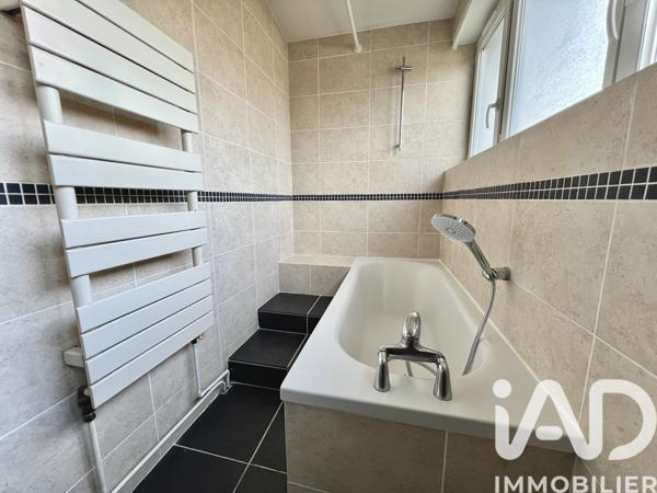 Location maison 5 pièces 89 m² Montigny-le-Bretonneux