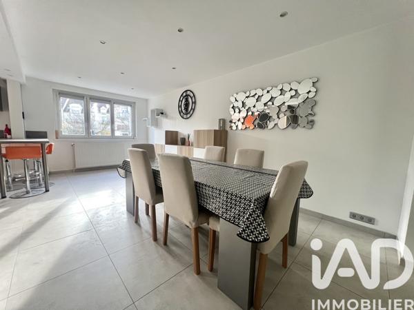 Location maison 5 pièces 89 m² Montigny-le-Bretonneux