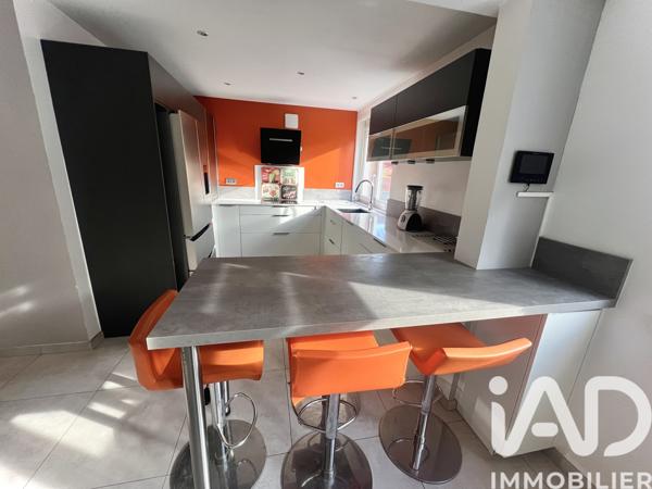 Location maison 5 pièces 89 m² Montigny-le-Bretonneux