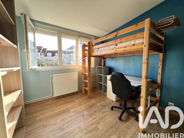 Location maison 5 pièces 89 m² Montigny-le-Bretonneux