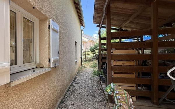 Maison à vendre    4 pièces •  Chanac