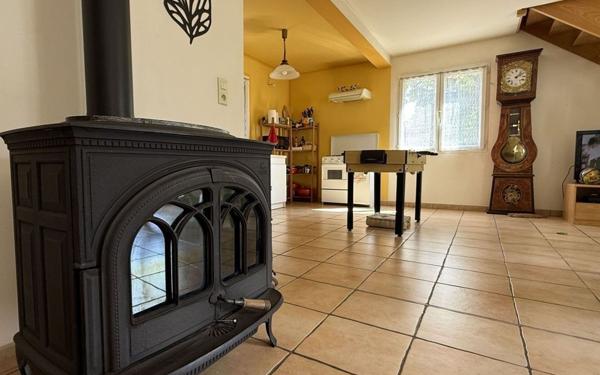 Maison à vendre    4 pièces •  Chanac