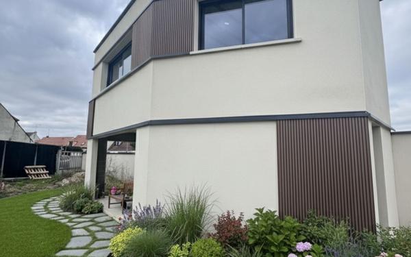 Maison à vendre    5 pièces •  Persan