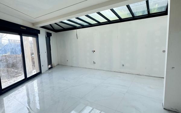 Maison à vendre    5 pièces •  Persan