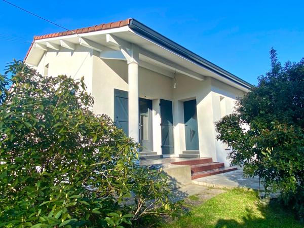 Maison contemporaine (DPE B/A) de charme totalement rénovée 4 pièces de 116M2 - Quartier Saint Médard - MONT DE MARSAN (40)