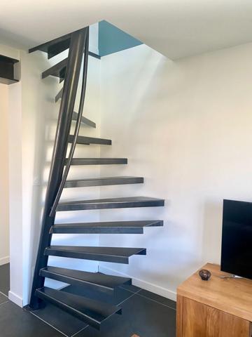 Maison contemporaine (DPE B/A) de charme totalement rénovée 4 pièces de 116M2 - Quartier Saint Médard - MONT DE MARSAN (40)