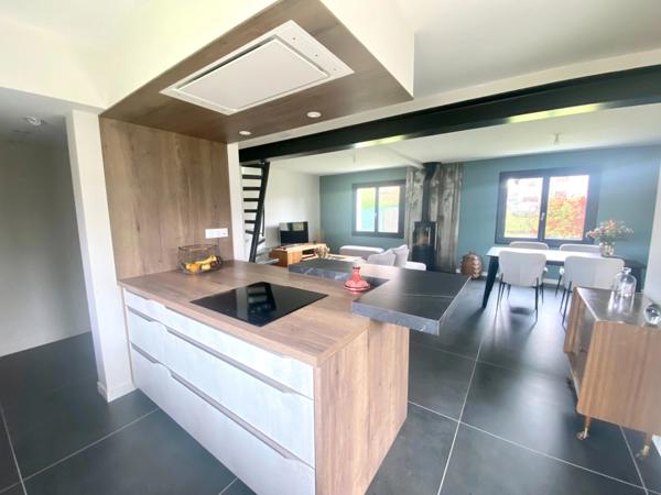 Maison contemporaine (DPE B/A) de charme totalement rénovée 4 pièces de 116M2 - Quartier Saint Médard - MONT DE MARSAN (40)