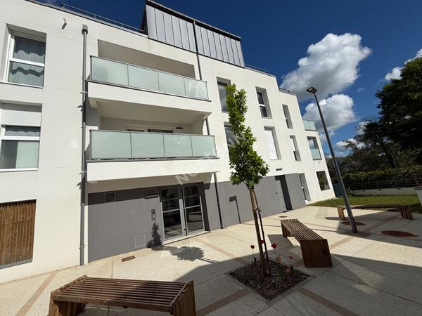 Appartement à vendre T3 - Montreuil-Juigné - balcon - stationnement
