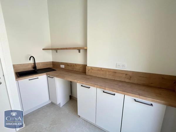 Maison à louer 4 pièces 122.11m² Le Mans (72000)