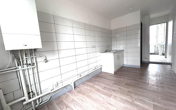 Immeuble à vendre    4 pièces • 137 m2 Douai