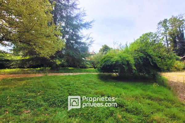 Terrain constructible à vendre - 599m2