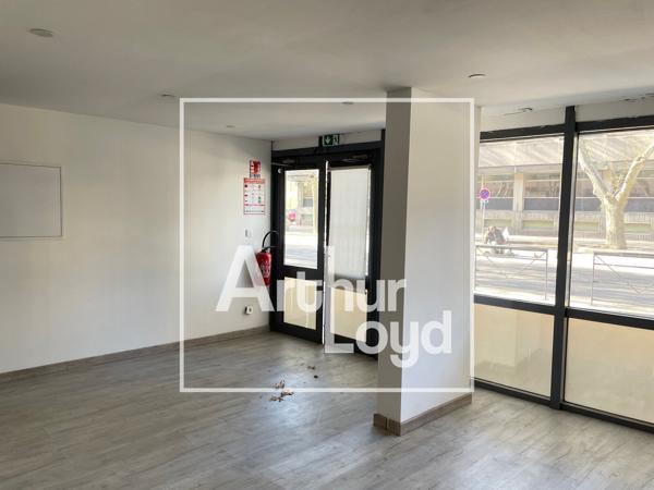 A LOUER LOCAUX PARKINGS PRIVATIFS - MONTPELLIER GAMBETTA