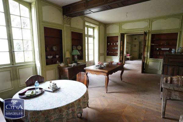 Maison à vendre 12 pièces 470m² Loudun (86200)