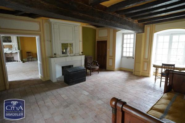 Maison à vendre 12 pièces 470m² Loudun (86200)