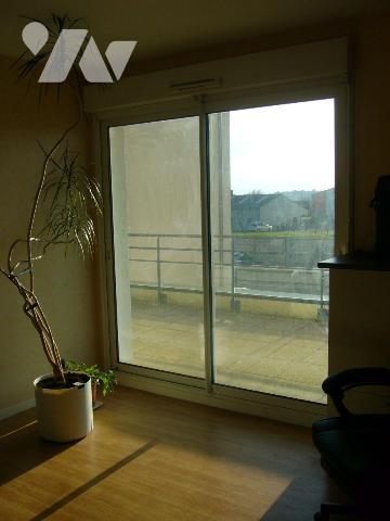 Aux portes de DINAN, appartement de type T2  de 45.68 m² avec une belle terrasse de 14,80 m² si...