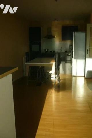 Aux portes de DINAN, appartement de type T2  de 45.68 m² avec une belle terrasse de 14,80 m² si...