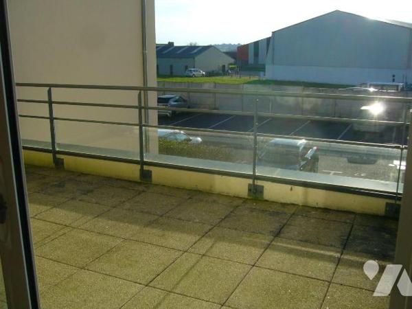 Aux portes de DINAN, appartement de type T2  de 45.68 m² avec une belle terrasse de 14,80 m² si...