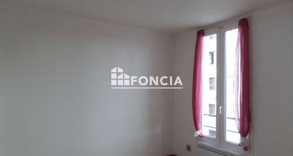 Location Appartement 2 pièces 32.92 m² - Villeneuve-saint-georges 94190
