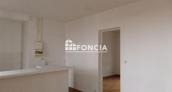 Location Appartement 2 pièces 32.92 m² - Villeneuve-saint-georges 94190