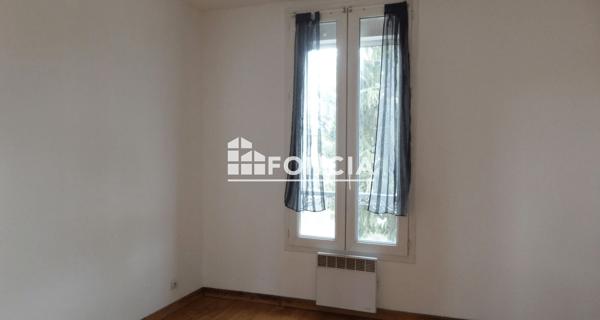 Location Appartement 2 pièces 32.92 m² - Villeneuve-saint-georges 94190