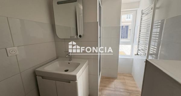 Location Appartement 3 pièces 90.14 m² - ÉRagny 95610