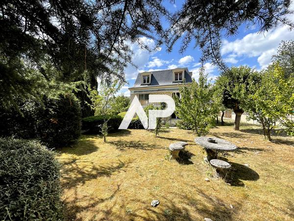 Maison, Montmorency, 8 pièces 240 m² €998 000 ** - Référence 1048