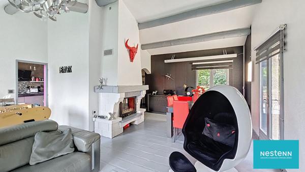 Maison spacieuse avec 5 chambres garage et piscine à Nans les Pins dans un quartier privilégié