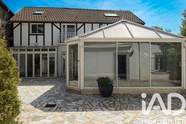 Maison à vendre 9 pièces 230 m² Bazet