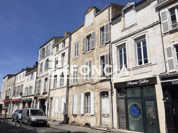 Location Appartement 2 pièces 47.38 m² - 11 RUE THIERS La Rochelle 17000