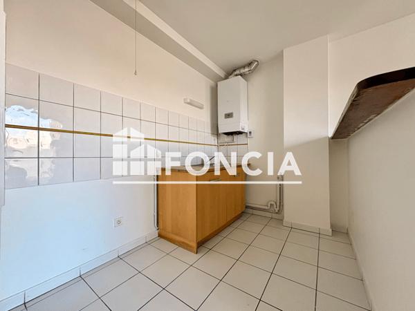 Location Appartement 2 pièces 47.38 m² - 11 RUE THIERS La Rochelle 17000