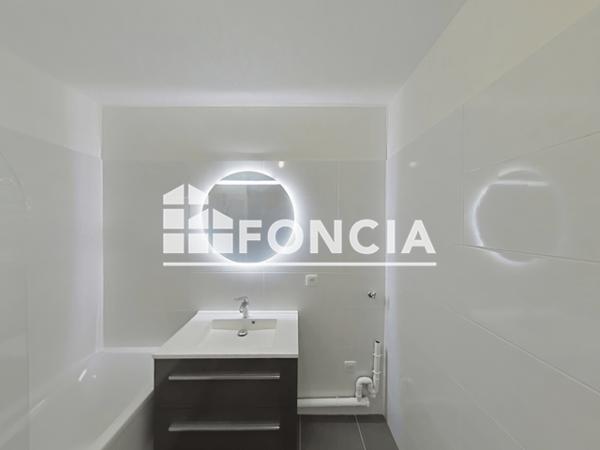Location Appartement 4 pièces 89.4 m² - Clichy 92110