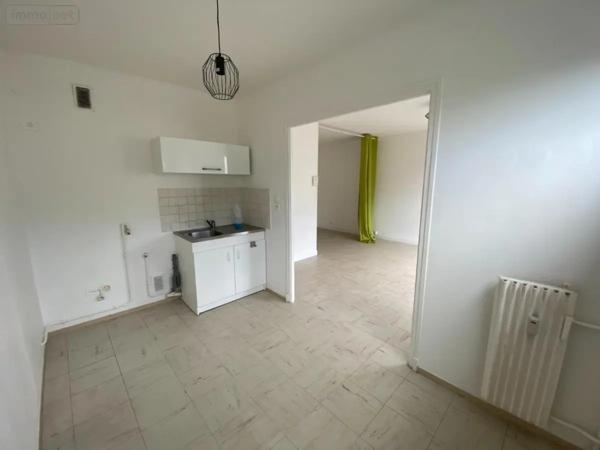 Location - Appartement Laon 02000 1 pièce 32 m 2