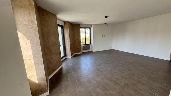 Appartement à louer à Coudray en Mayenne (53200), ref : 53073-L212
