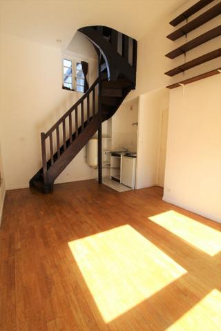 Triplex hypercentre piéton dijon- 51.14 m2 au sol