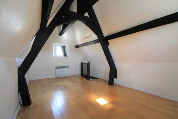 Triplex hypercentre piéton dijon- 51.14 m2 au sol