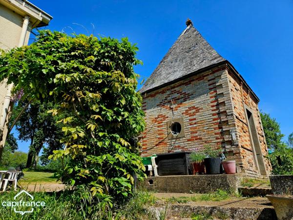 Maison de 135 m² à réinventer, sur 5400 m² de terrain