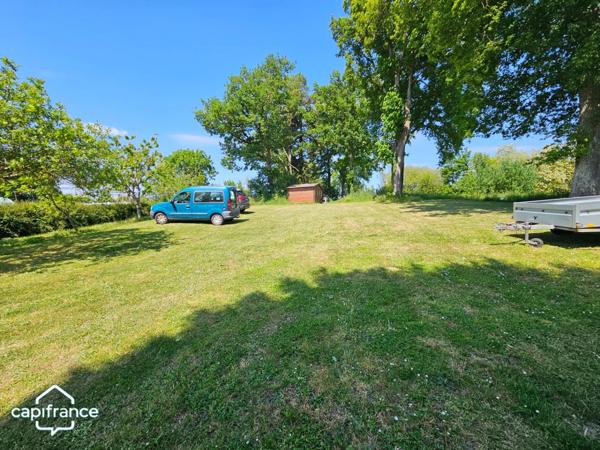 Maison de 135 m² à réinventer, sur 5400 m² de terrain