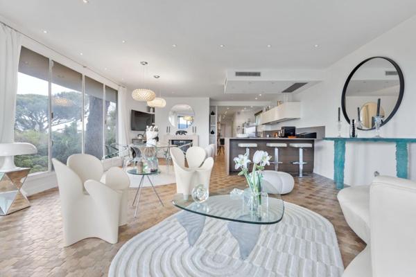 Appartement 125 m² + terrasse 125 m², vue mer