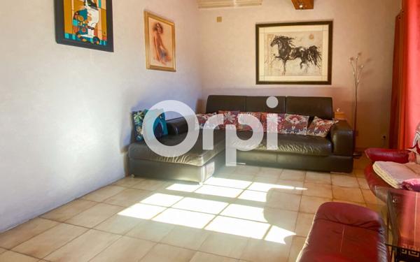 Maison à vendre    9 pièces •  Distré