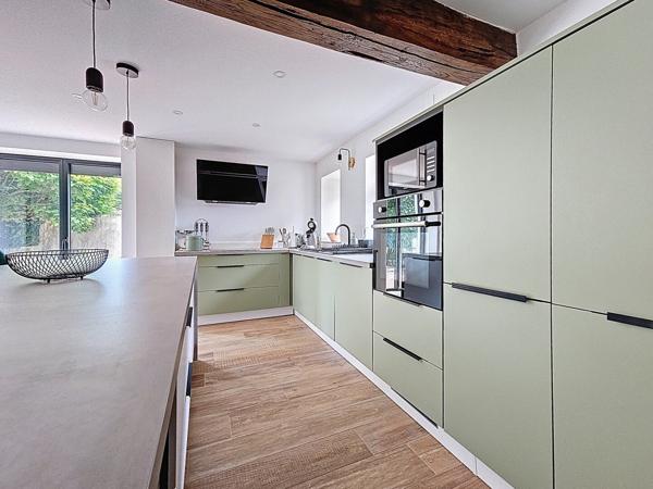 Maison 5 chambres sur 561 m²