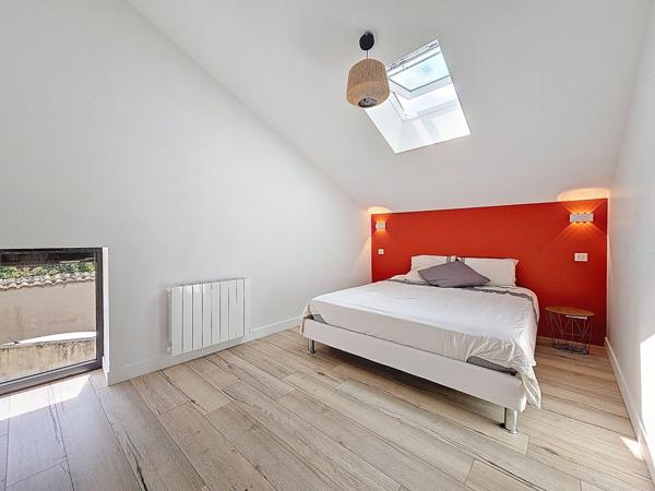 Maison 5 chambres sur 561 m²