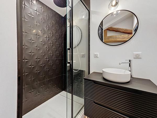 Maison 5 chambres sur 561 m²