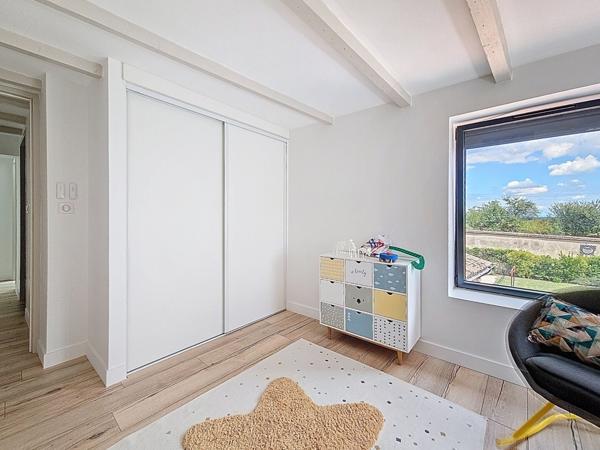 Maison 5 chambres sur 561 m²