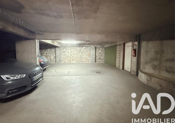Parking à vendre 12 m² Paris 17
