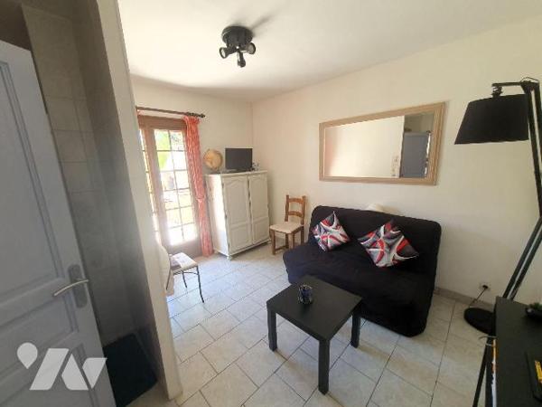 Maison à vendre à Souppes-sur-Loing (77460), Seine-et-Marne (77)

Pavillon d'une surface habi...